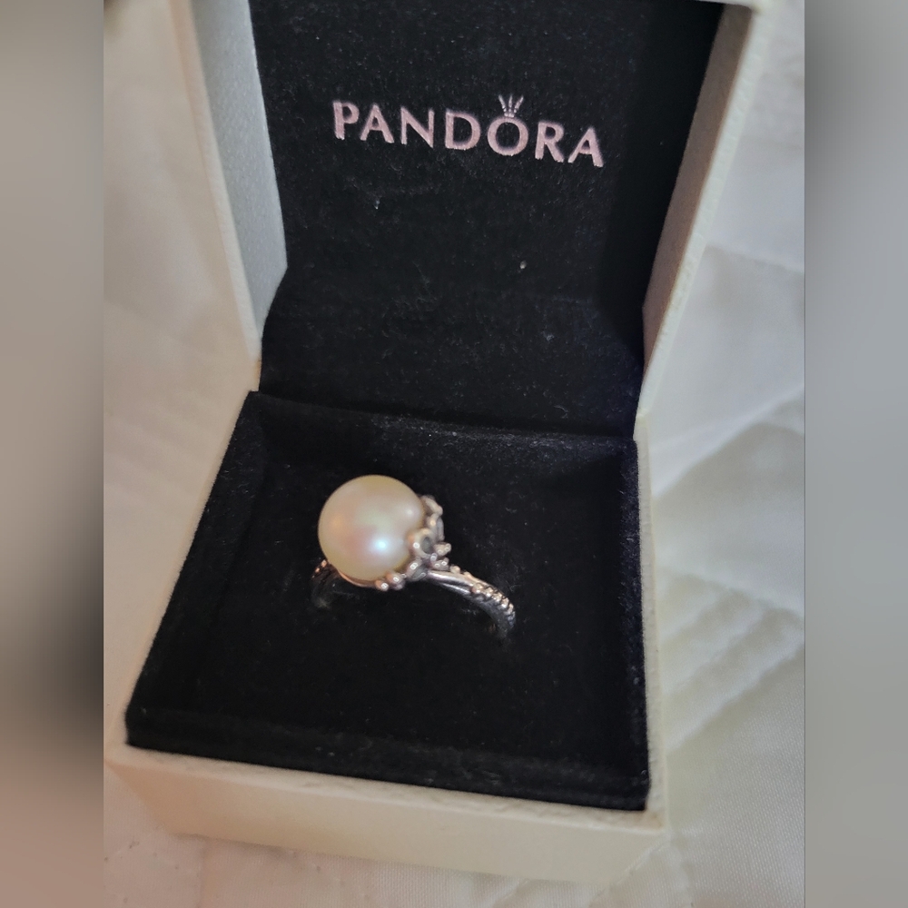 Pandora Pearl Ring - Picture 6 of 6